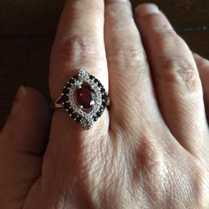 NWT Gold colored Sterling Silver Size 7